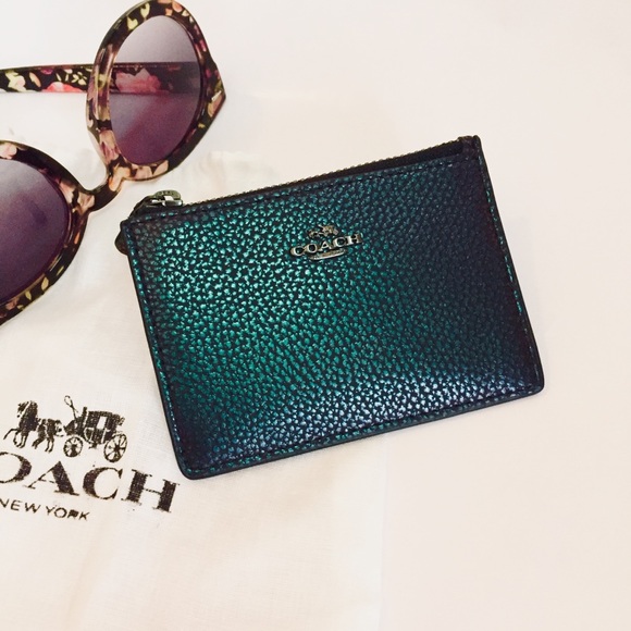 Coach Handbags - Coach Leather Zip Pouch Wallet Purse